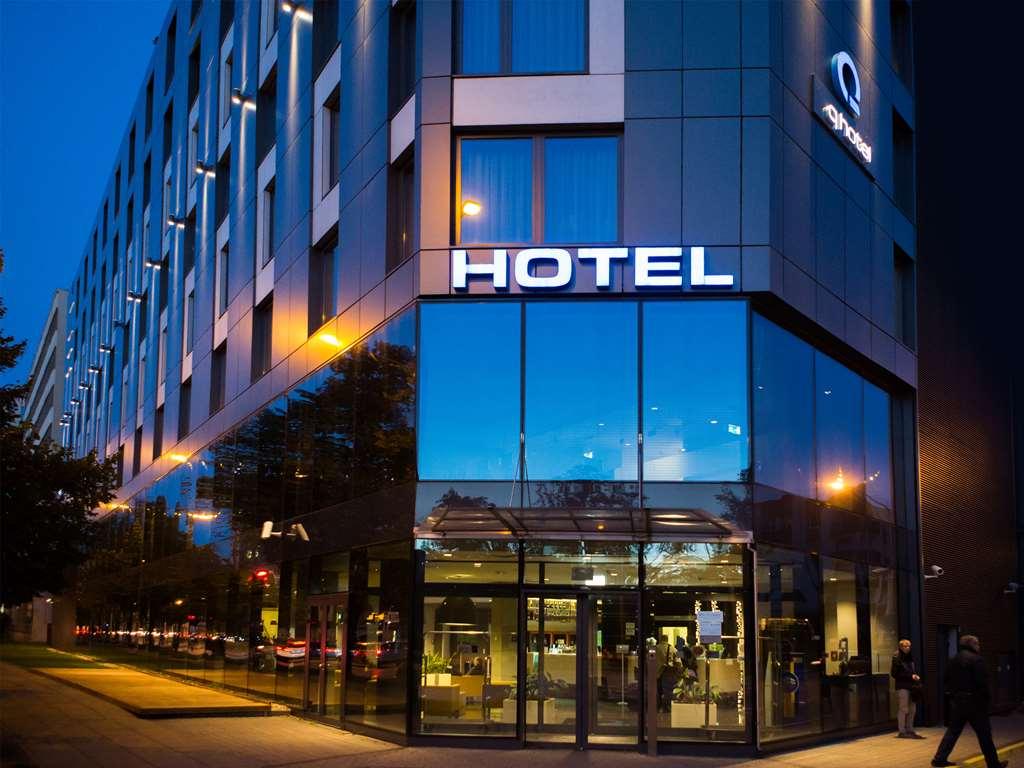 Q Hotel Plus Wroclaw Ruang foto