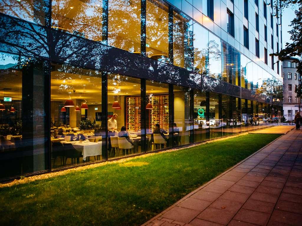 Q Hotel Plus Wroclaw Ruang foto