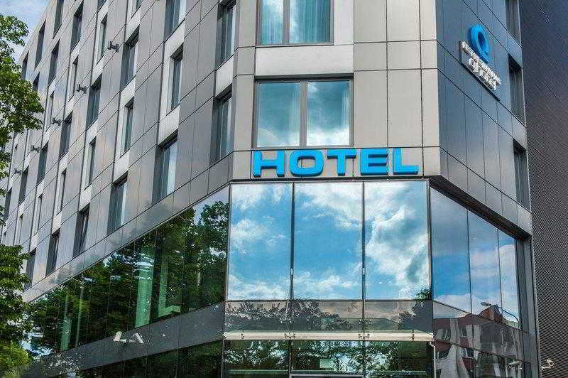 Q Hotel Plus Wroclaw Bagian luar foto